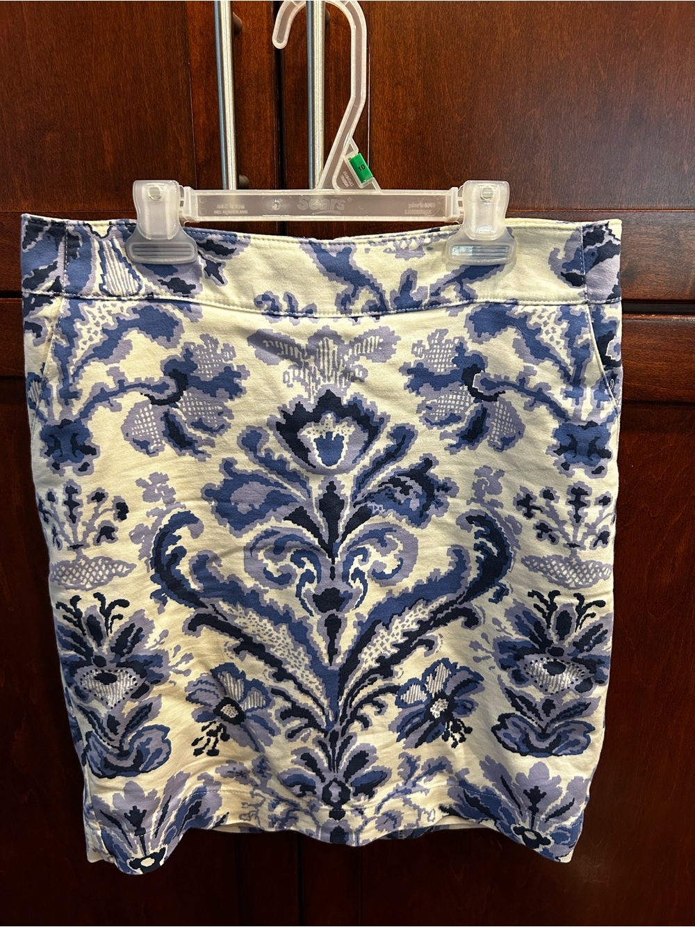 Vintage - Blue and White Damask Print Skirt size: 4
